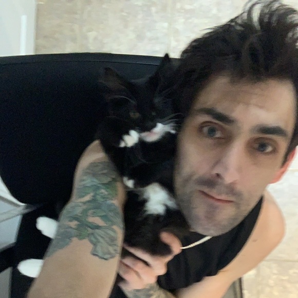 Meet your Posher, David - Picture 1 of 1